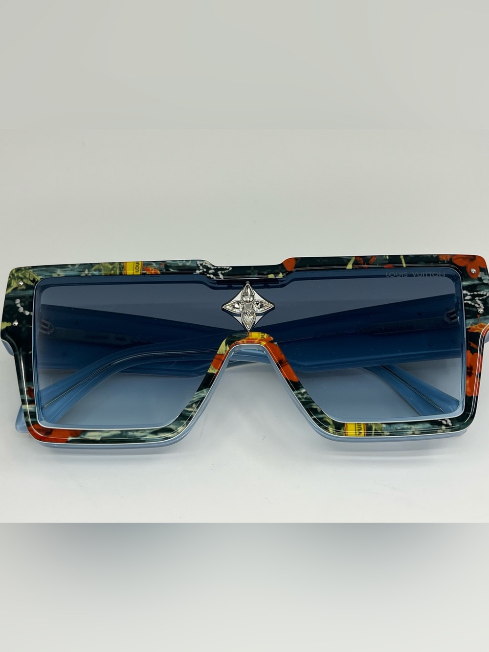 NEW Authentic Louis Vuitton Cyclone Surfin' Monogram Sunglasses Z2202W